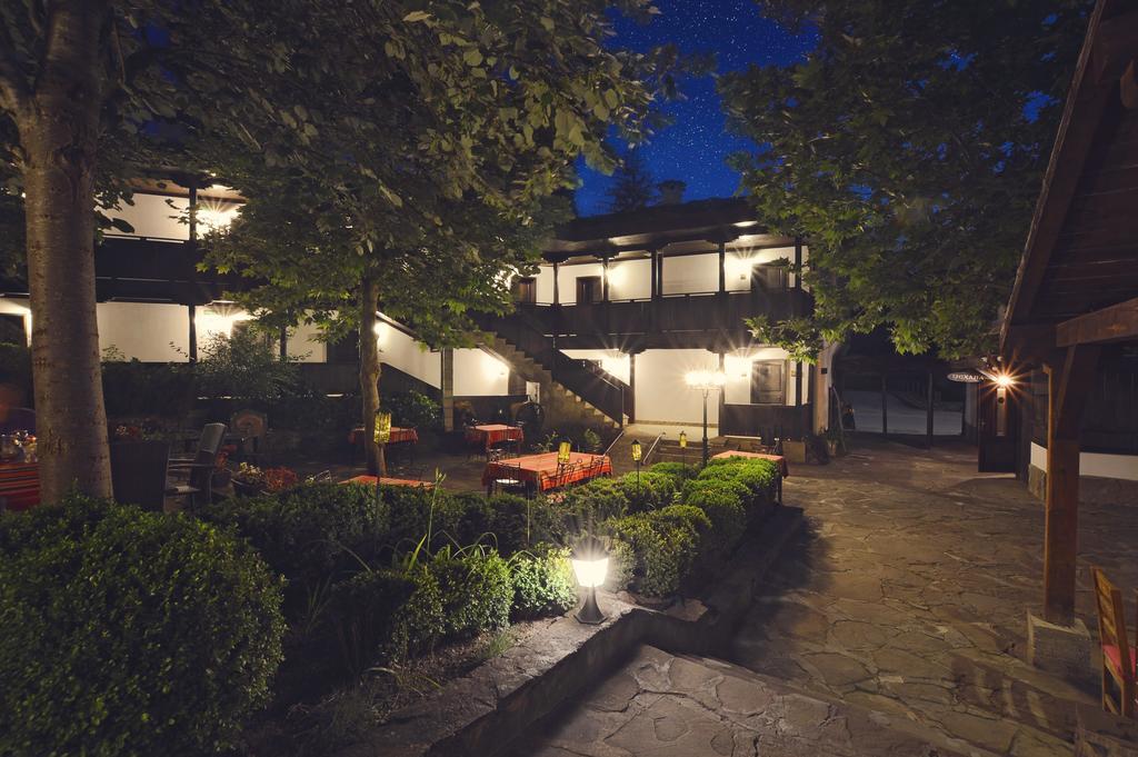 Hotel Fenerite Gabrowo Exterior foto